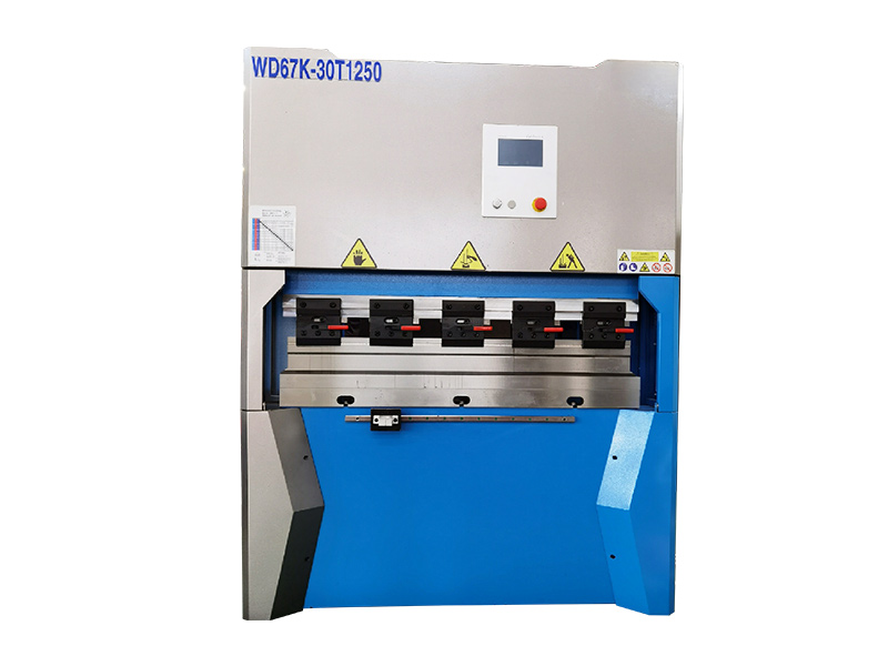 出口小型折彎機(jī)