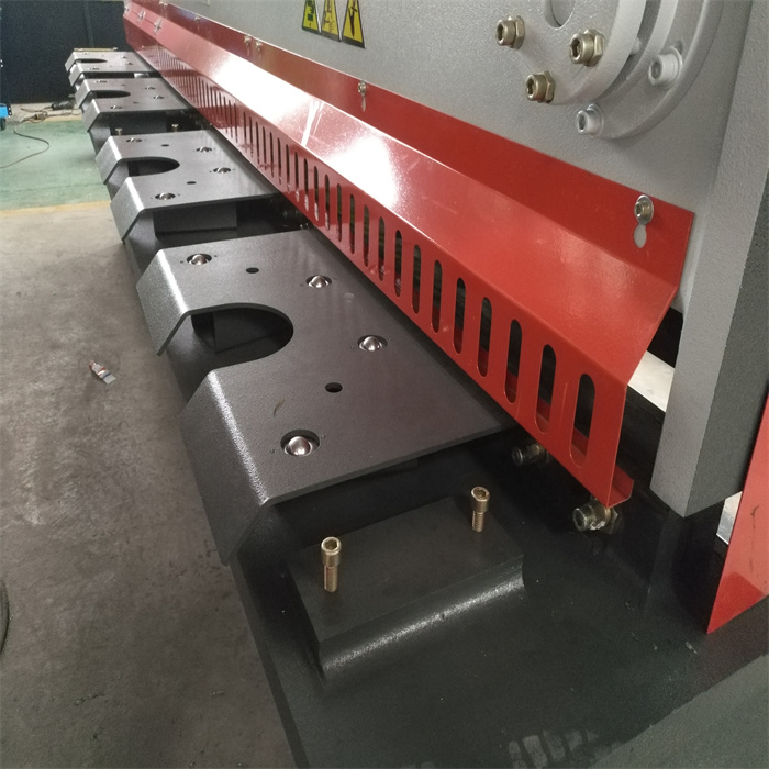 閘式剪板機6×3200 (6).jpg